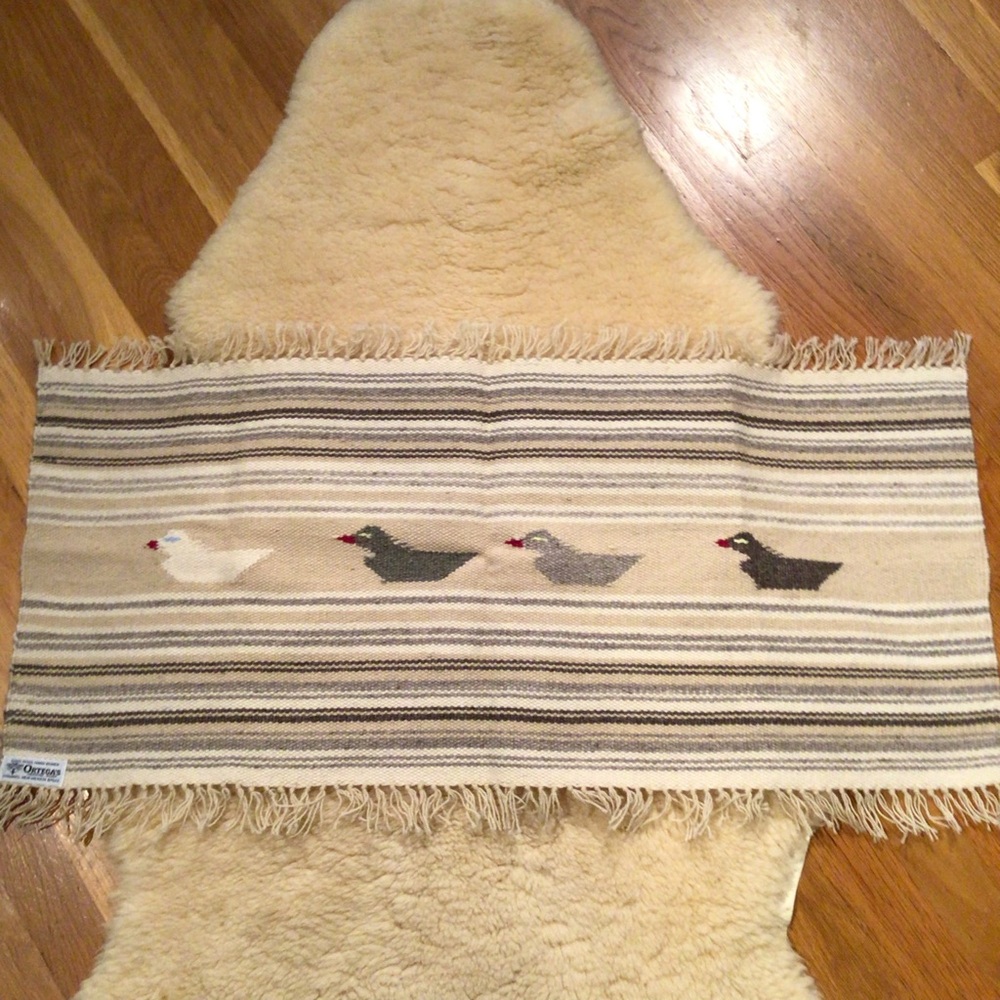 Ortega’s handwoven wool fringed duck textile - Picture 2 of 10